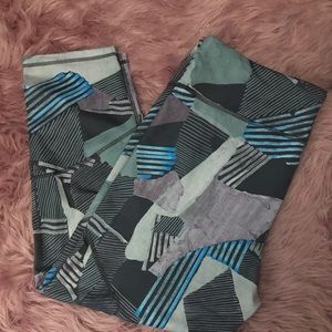 Lou & Grey Low Impact Leggings
